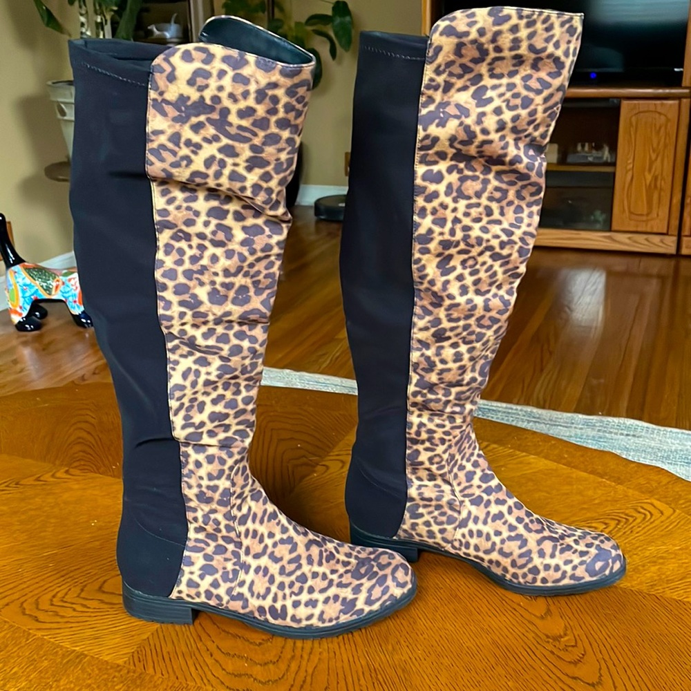 Unlsa over the knee suede leopard patterned.